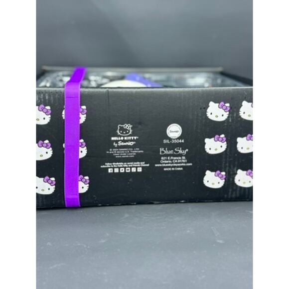 Hello Kitty Boxed set of Mug & Figurine Purple Costume & Black Cat Costume - Picture 5 of 5